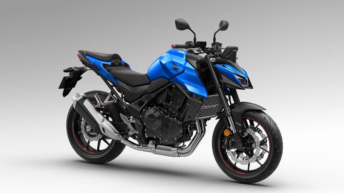 CB750 Hornet Studioaufnahme